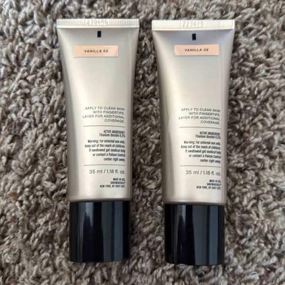 bareMinerals Complexion Rescue Tinted Hydrating Gel Cream Vanilla - Picture 2 of 4